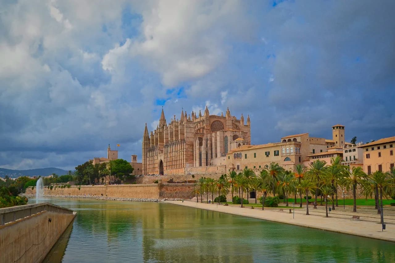 cathedral, palma, mallorca, architecture, spain, building, gothic, tourism, historical, landmark, church, mallorca, mallorca, mallorca, mallorca, mallorca