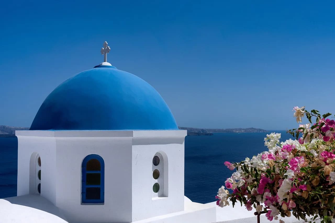 santorini, blue, dome, island, nature, greece, travel, vacation, mediterranean, architecture, landmark, famous, tourist, church, sky, blue sky, holiday, caldera