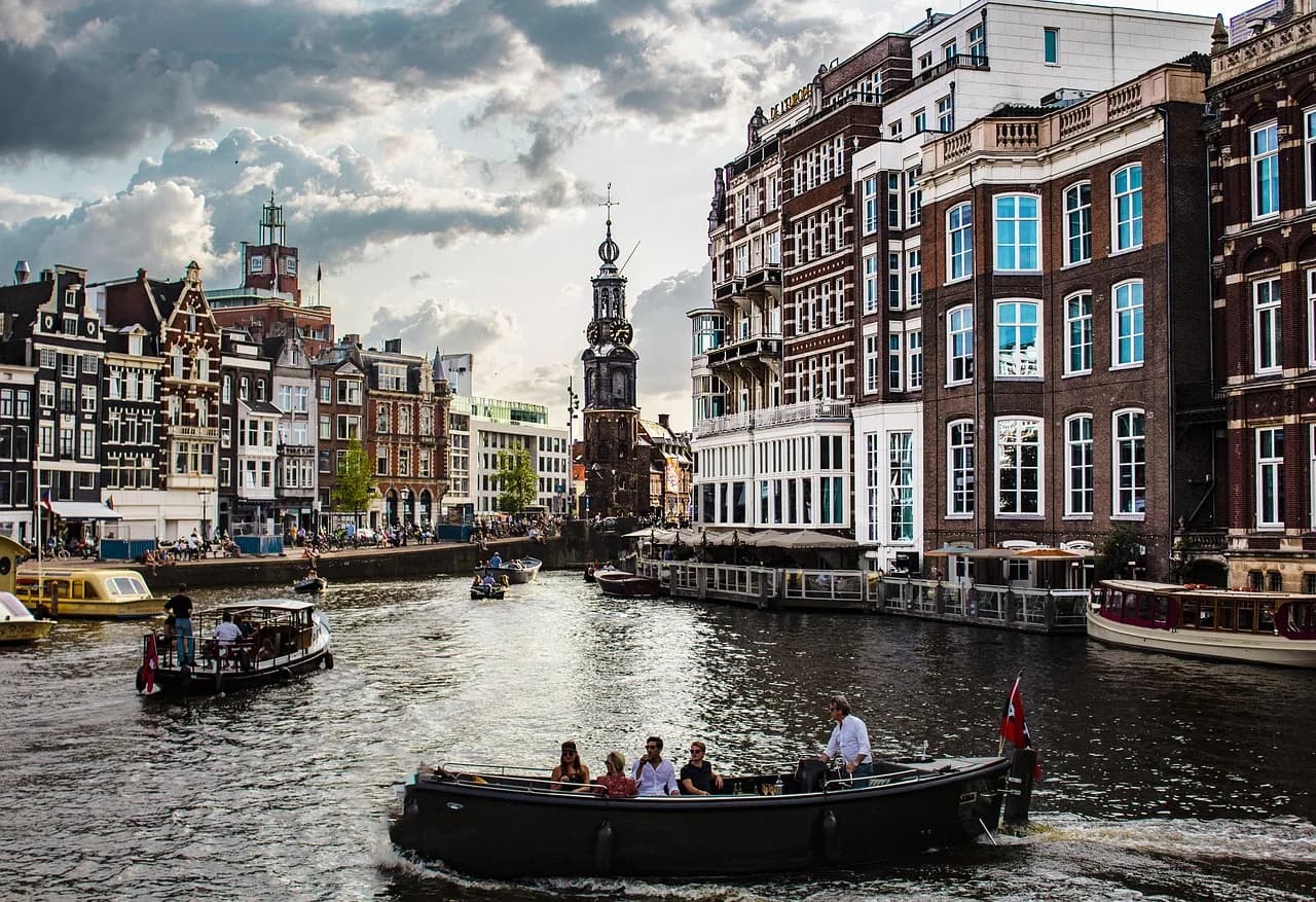 city, canal, amsterdam, tourists, tourism, netherlands, water, channel, architecture, europe, nature, river