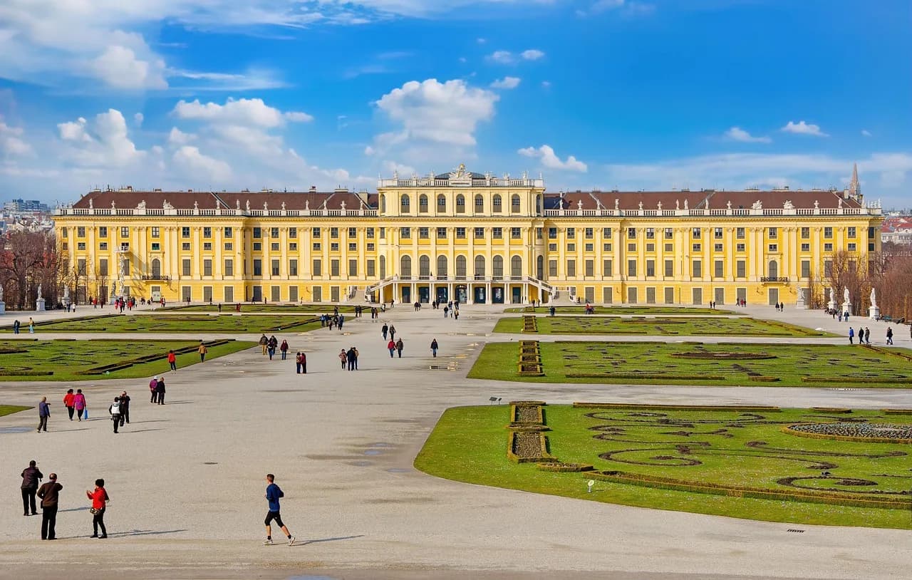 schönbrunn, palace, park, vienna, people, tourists, castle, architecture, castle park, monarchy, building, historic, landmark, tourist attraction, gloriette, austria, schönbrunn, schönbrunn, schönbrun